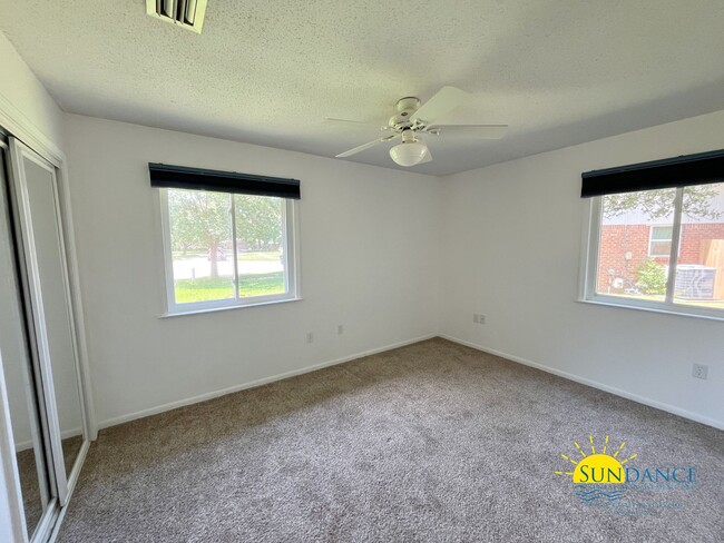 Building Photo - Sparkling Pool Oasis 3 Bedroom + Flex Spac...