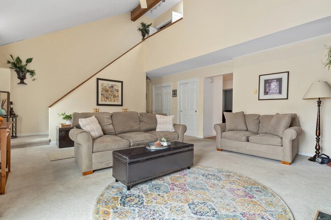 Living room with cathedral ceilings - 136 Pembroke Rd