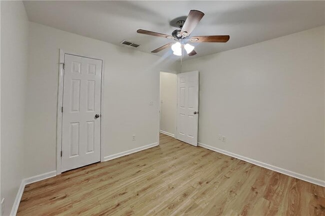 Building Photo - 530 Alcovy Springs Dr SE