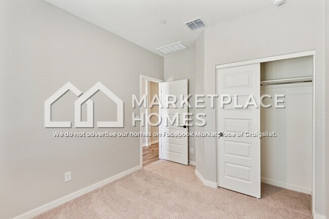 Building Photo - 10281 North 115th Avenue