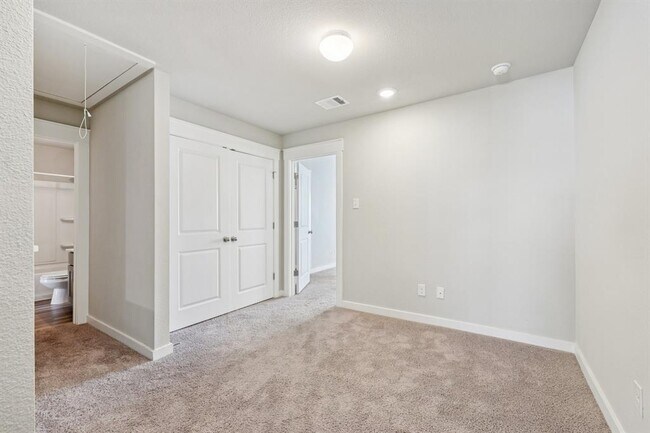 Building Photo - 111 Amber Fields Trail