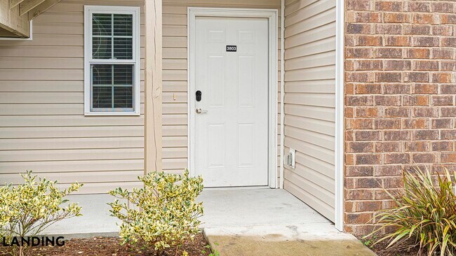 Building Photo - 702 US-80