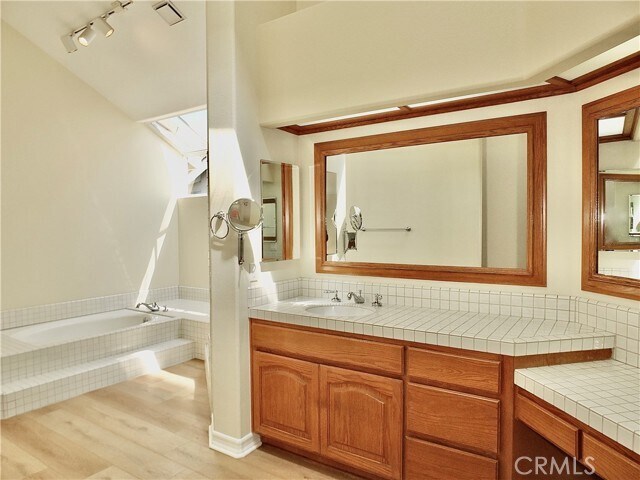 Building Photo - 6262 Napoli Ct
