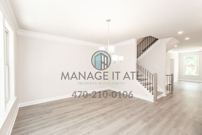 Building Photo - Elegant 4 bedroom Townhome in Chamblee clo...