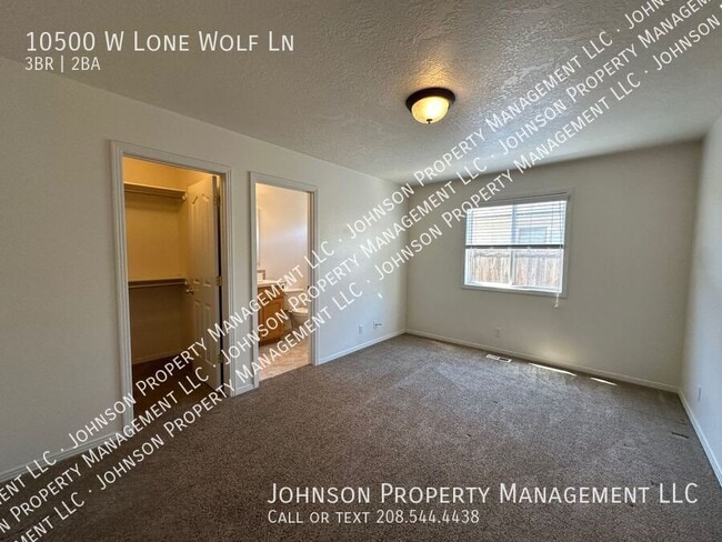 Building Photo - 10500 W Lone Wolf Ln