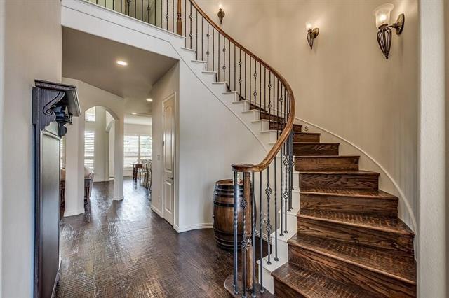 Building Photo - 1124 Grant Ave