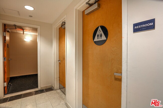 Building Photo - 12222 Wilshire Blvd