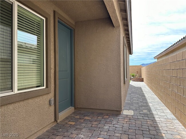 Building Photo - 3495 Lamberto Clf Wy