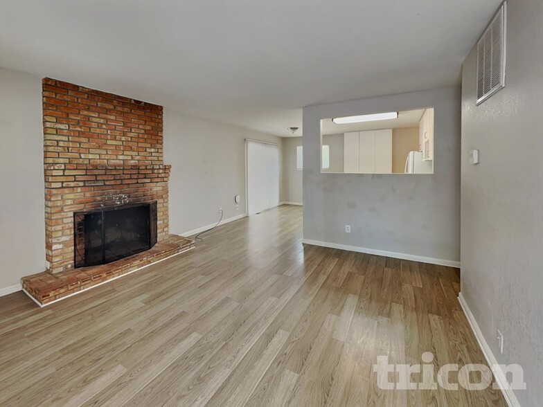 Building Photo - 1120 Beldon Way