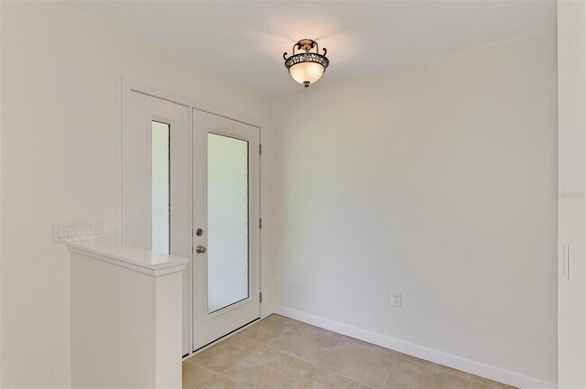 Building Photo - 2340 Palmetto St