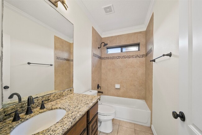 Building Photo - 7130 Laguna Villas