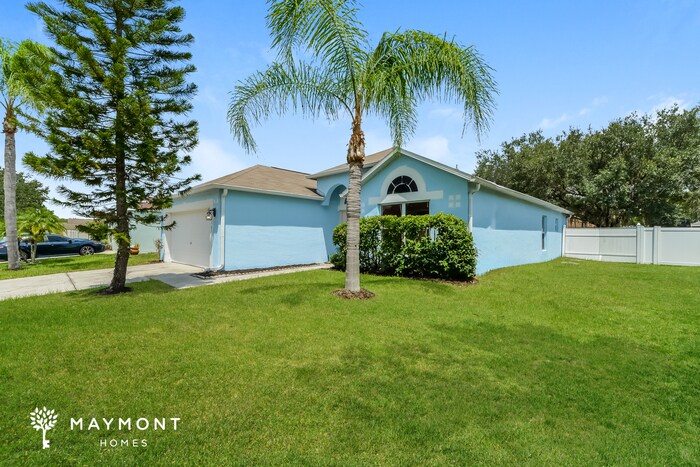 Building Photo - 3363 Erskine Dr