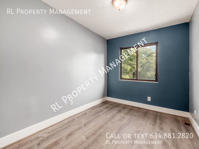 Building Photo - Beautiful 3 bedroom 1.5 bath condo in Wexmoor