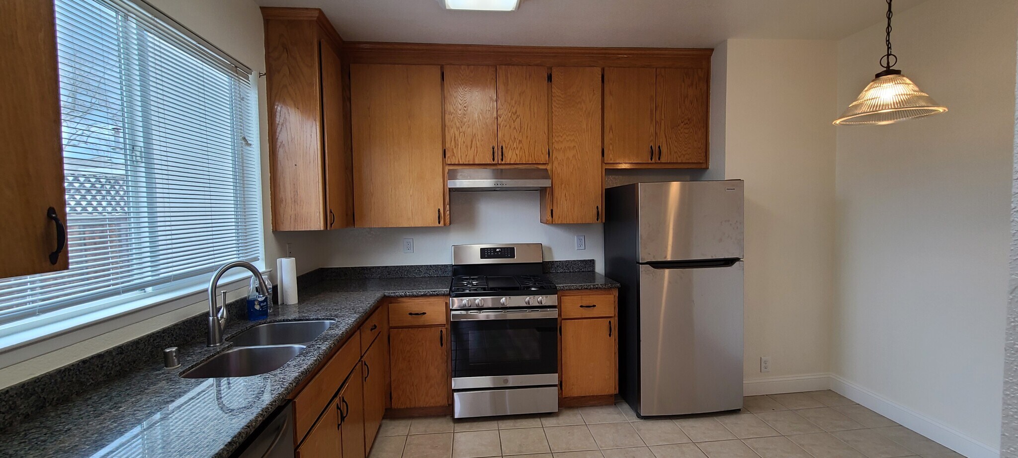 Kitchen - 463 Washington St