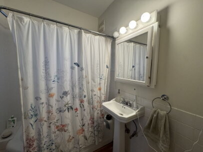 Building Photo - "Charming 3-Bed Hardwood Haven in (Powderhorn) Minneapolis – Spacious 1621 Sq Ft!"