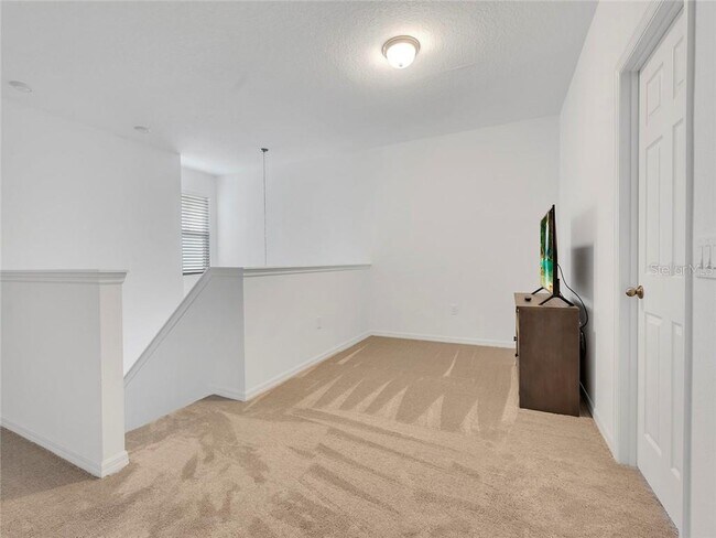 Building Photo - 15691 Willow Arbor Cir