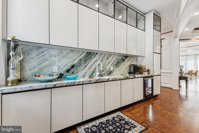 Building Photo - 855 Dolley Madison Blvd