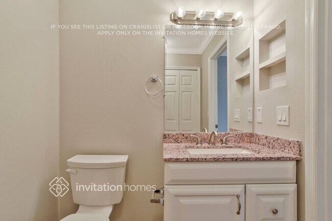 Building Photo - 1157 Chambord Ct