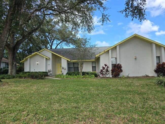 Primary Photo - Single Family Home in Suburban Temple Terrace
