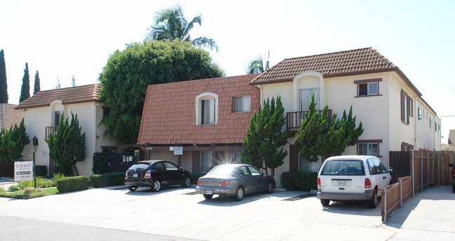 Building Photo - Bancroft Apartments