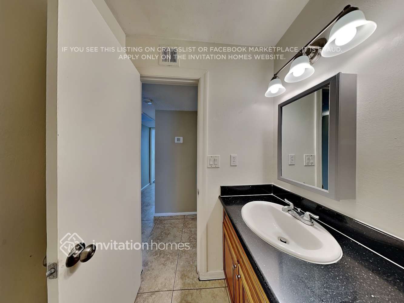 Building Photo - 1319 S Pomeroy