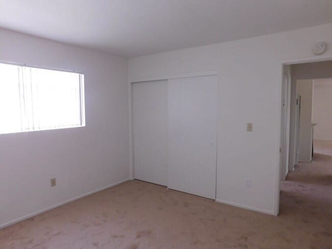 Building Photo - 7841 Shaffer Cir