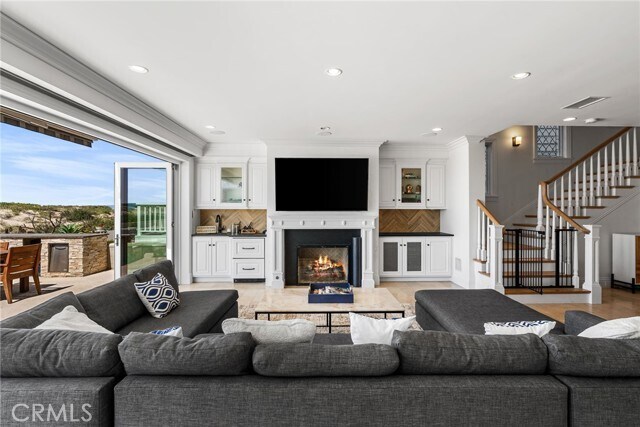 Building Photo - 7304 W Oceanfront