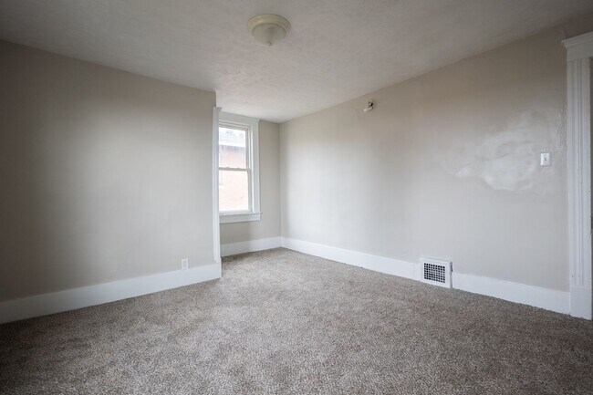 Building Photo - 116 Kennet Ct NW