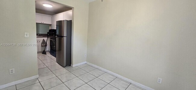 Building Photo - 9092 NW 40th St