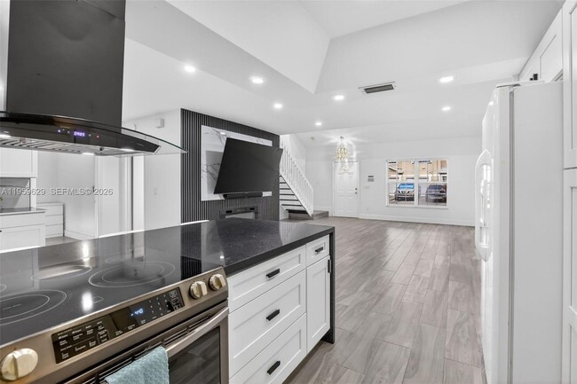 Building Photo - 4981 SW 122nd Terrace