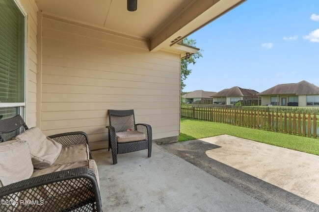 Building Photo - 2934 Nicholson Lake Dr