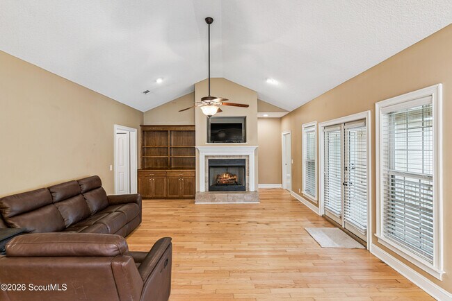 Building Photo - 53 Deer Ln