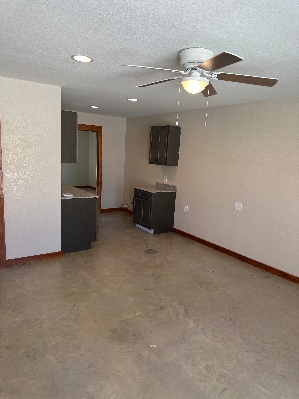 Building Photo - 4026 Old Lorena Rd