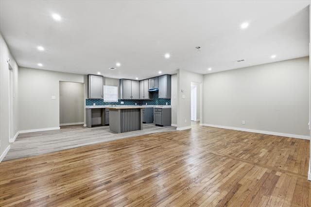 Building Photo - 3523 Dutton Dr