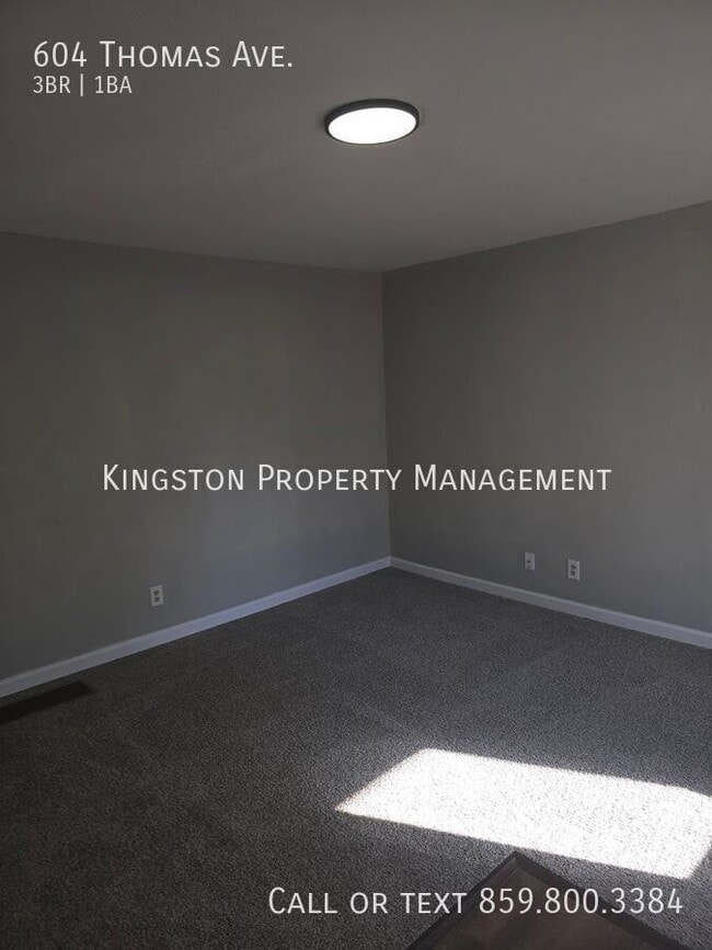Building Photo - 604 Thomas Ave