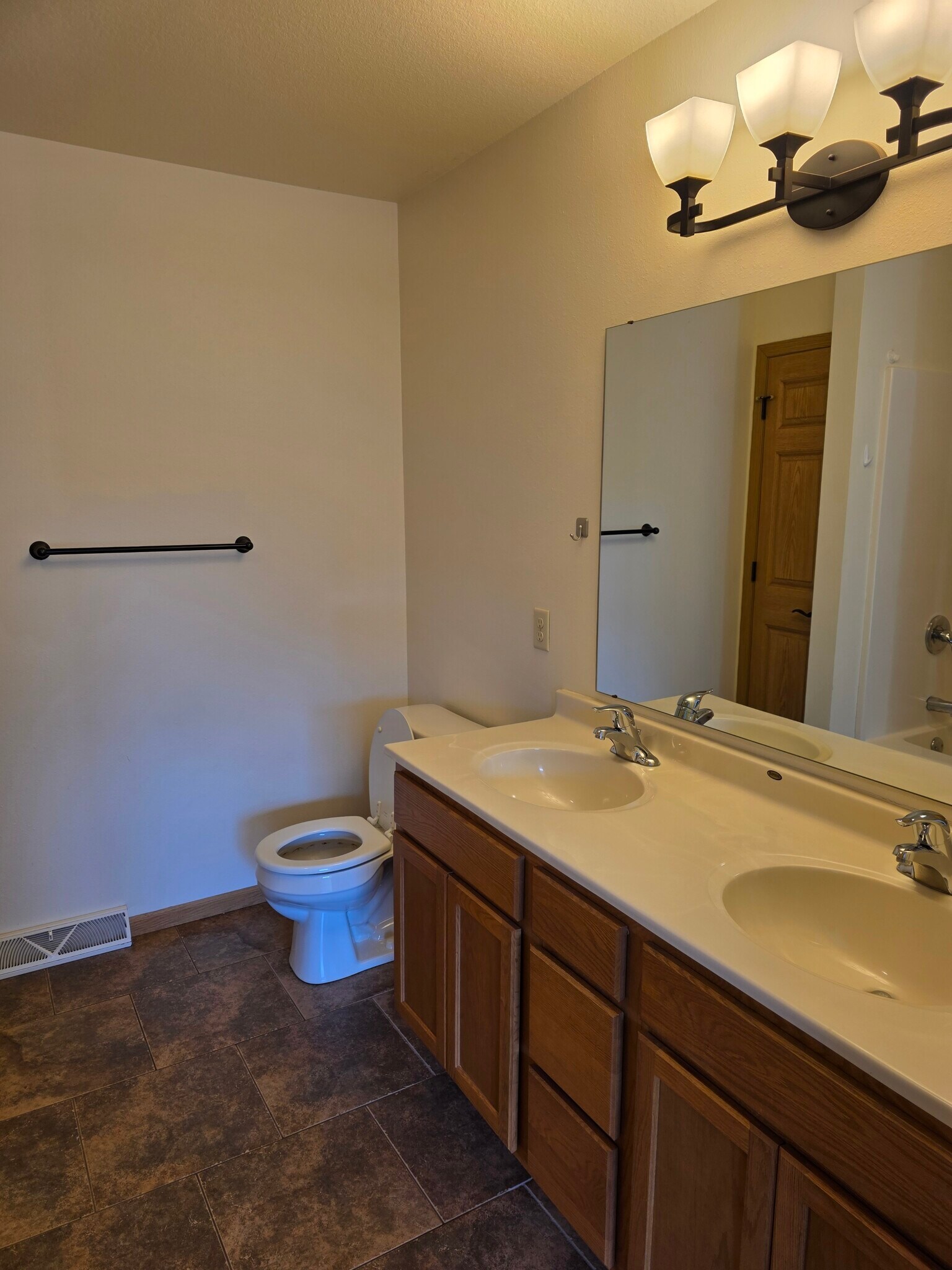 Building Photo - 2996 Icecap Rd