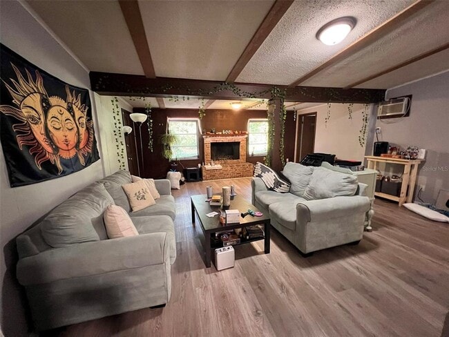 Building Photo - 630 NW 36th St