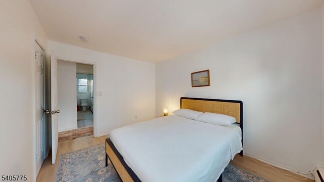 Building Photo - 121 3rd St