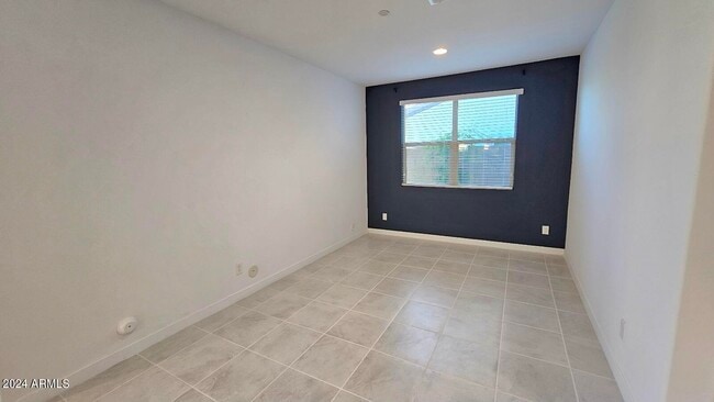 Building Photo - 32029 N 123rd Ln