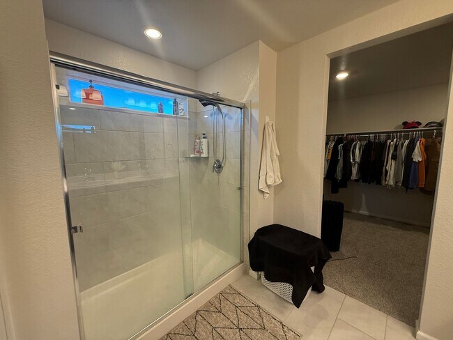 Building Photo - Beautiful Home for Rent