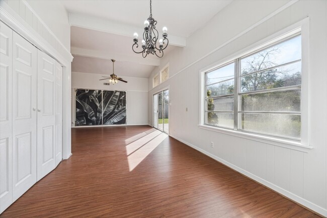 Building Photo - 3310 Longfield Cir