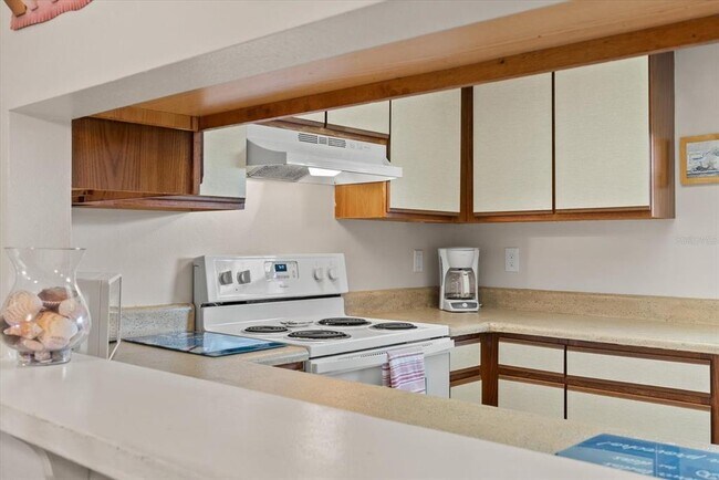 Building Photo - 1531 Placida Rd