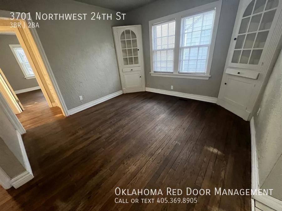 Building Photo - 3701 NW 24th St