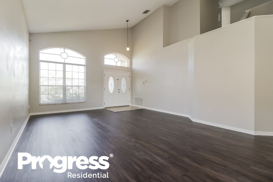 Building Photo - 12370 Arlington Park Ln