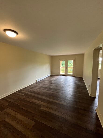 Building Photo - 171 Leola St