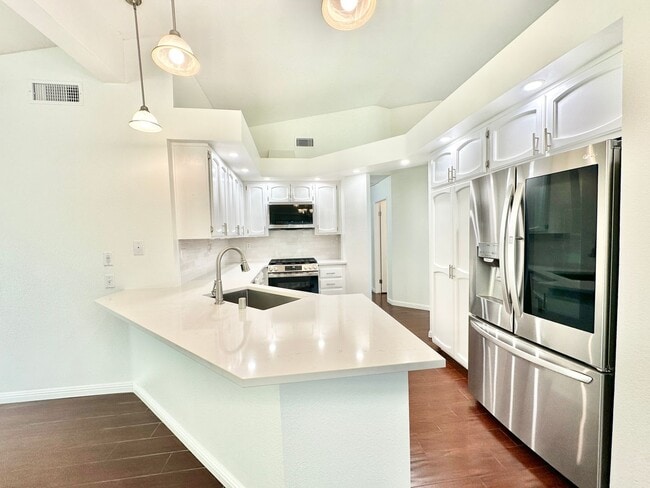 Building Photo - Wonderful Single-Story Home on Spacious Corner Lot with Privately Fenced Yard Space & Attached-Tw...