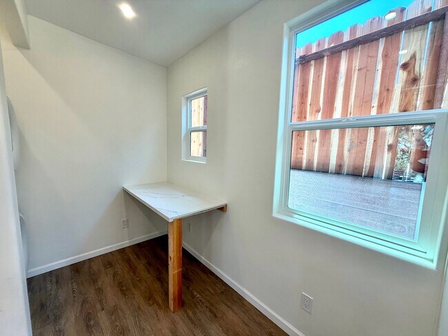 Building Photo - New Modern Farmhouse Cottage Coming Soon!