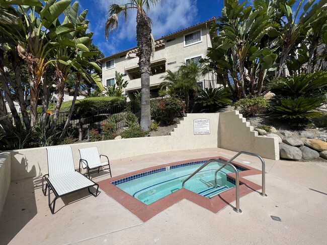 Building Photo - Upper Level Condo in Gated Vista Way Village!