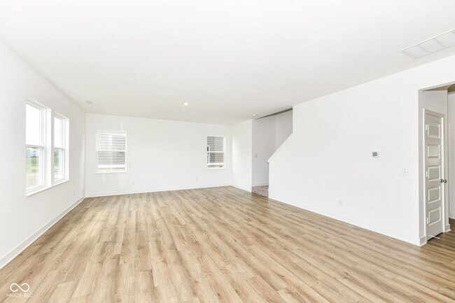 Building Photo - 1069 Sunderland Dr