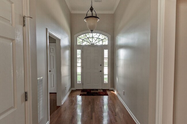 Building Photo - Home for Rent in Montgomery